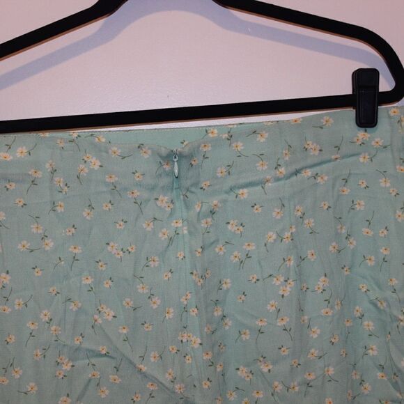 NEW Elodie Floral Print Mini Skirt Women XL - Picture 7 of 11